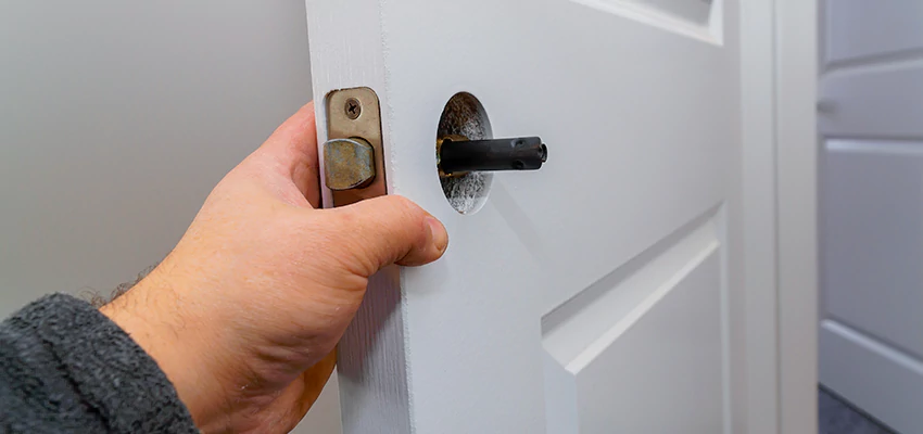 Nighttime Locksmith For Lock Repair in Willowbrook, CA