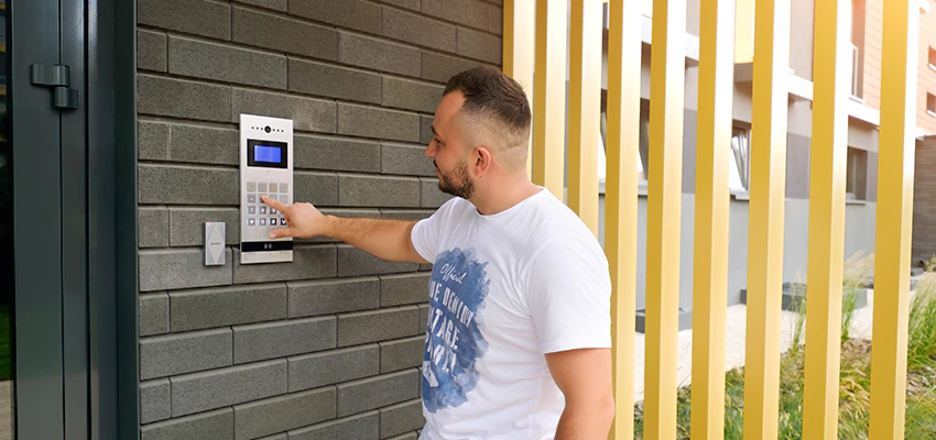 Locksmith Company For Smart Lock System Installation in Willowbrook, California